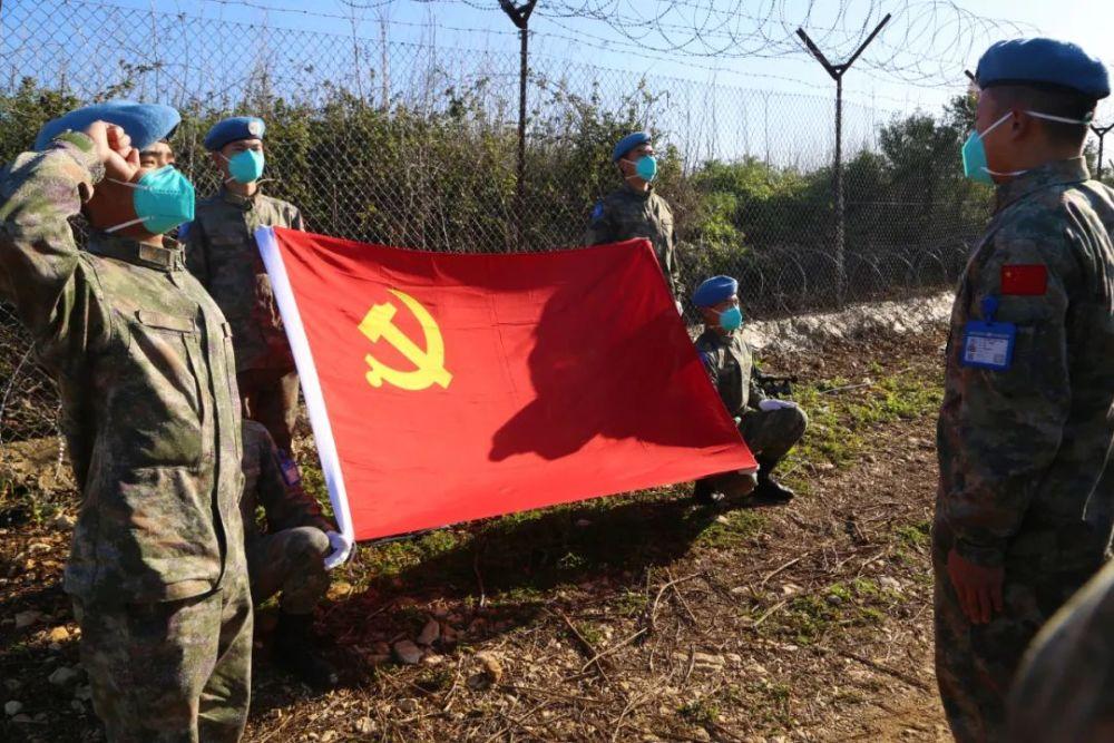 长月烬明人物介绍游戏画面
