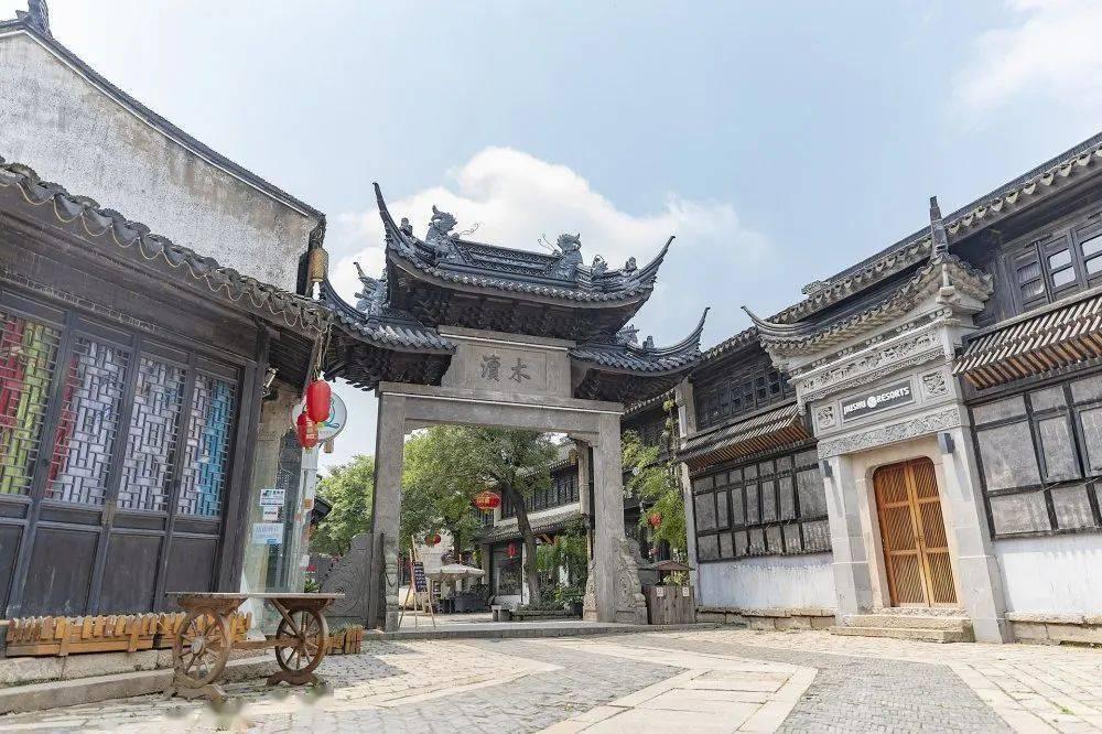 谷歌陈立人婚纱照曝光！长相酷似明星于小彤，看模样像善良大男孩